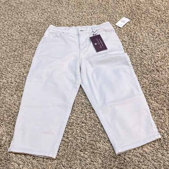 NWT GLORIA VANDERBILT capri - Picture 6 of 7